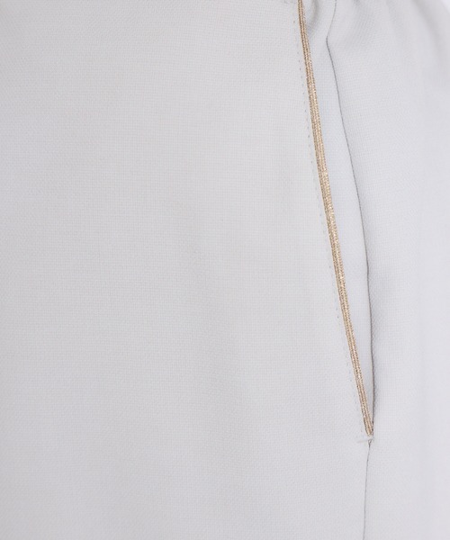 KATHARINE ROSS（キャサリンロス）の「【KATHARINE ROSS】【COOL】【接触冷感】【ドライタッチ】 日本製クロップドワイドパンツ（スラックス・レディース・ベージュ/ネイビー・MEDIUM）」の17枚目の写真