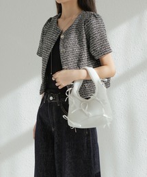 リボン付き大人可愛いハンドバッグ