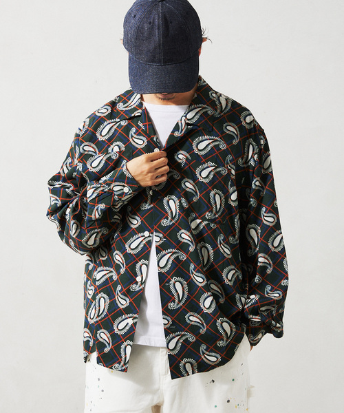 JOURNAL STANDARD relume（ジャーナルスタンダード　レリューム）の「CALIFORNIA レーヨンパターン ボリュームスリーブシャツ（シャツ/ブラウス・メンズ・グリーン/ブラック/イエロー/ブルー系その他・LARGE/MEDIUM）」の2枚目の写真