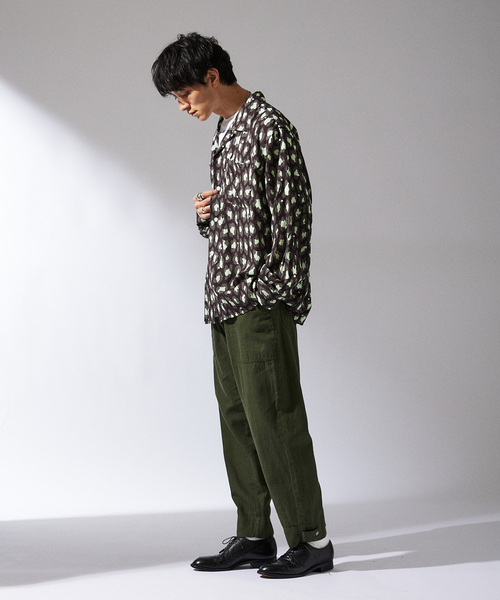 JOURNAL STANDARD relume（ジャーナルスタンダード　レリューム）の「CALIFORNIA レーヨンパターン ボリュームスリーブシャツ（シャツ/ブラウス・メンズ・グリーン/ブラック/イエロー/ブルー系その他・LARGE/MEDIUM）」の10枚目の写真