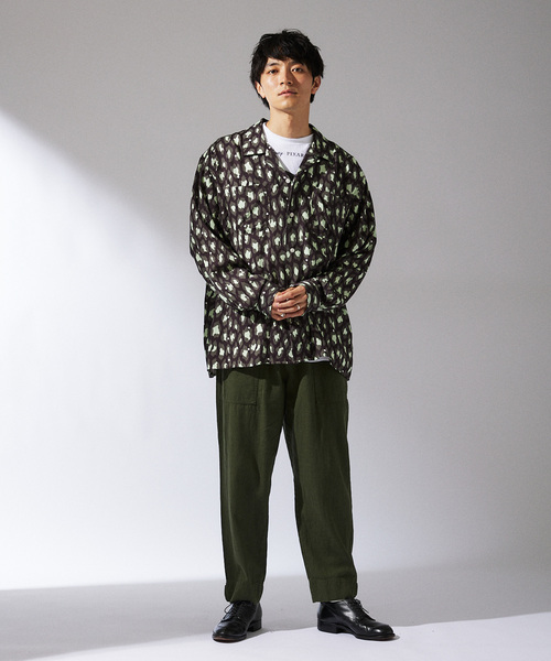 JOURNAL STANDARD relume（ジャーナルスタンダード　レリューム）の「CALIFORNIA レーヨンパターン ボリュームスリーブシャツ（シャツ/ブラウス・メンズ・グリーン/ブラック/イエロー/ブルー系その他・LARGE/MEDIUM）」の13枚目の写真