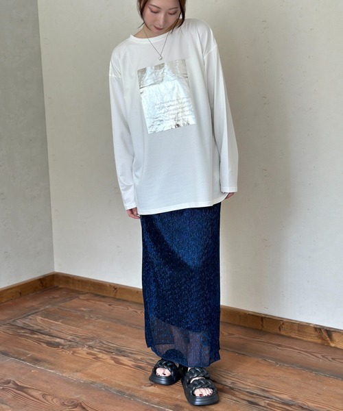 Per sist ence(パーシエンス)の「天竺箔プリントロンT(Tシャツ/カットソー・レディース・チャコールグレー/オフホワイト/ホワイト×グリーン・FREE)」の11枚目の写真