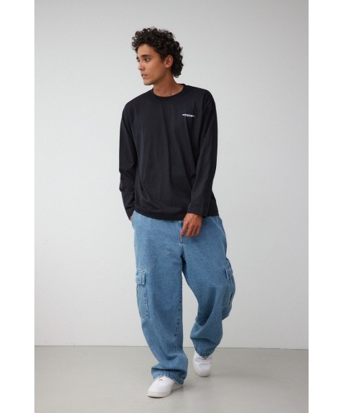 AZUL by moussy(アズールバイマウジー)の「WHATEVER ロングTシャツ(Tシャツ/カットソー・メンズ・ホワイト/ブラック・MEDIUM/LARGE)」の17枚目の写真