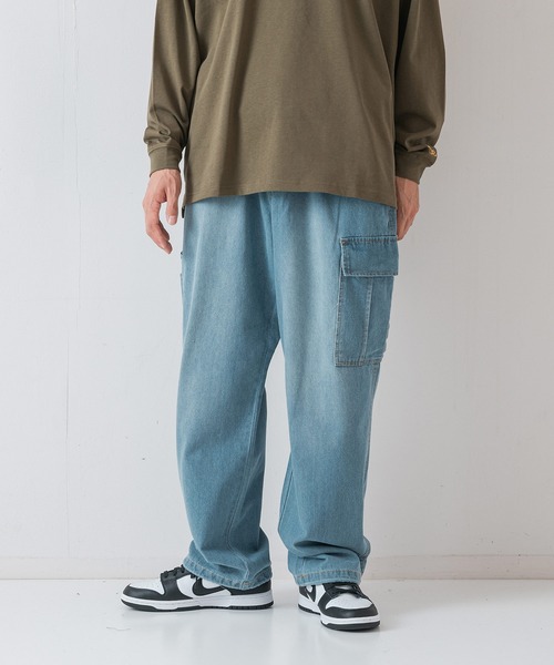 OUTDOOR EXCHANGE(アウトドアエクスチェンジ)の「【OUTDOOR EXCHANGE/アウトドアエクスチェンジ】デニムイージーカーゴパンツ(カーゴパンツ・メンズ・ブラック/サックスブルー/アイボリー/ネイビー・FREE)」の4枚目の写真