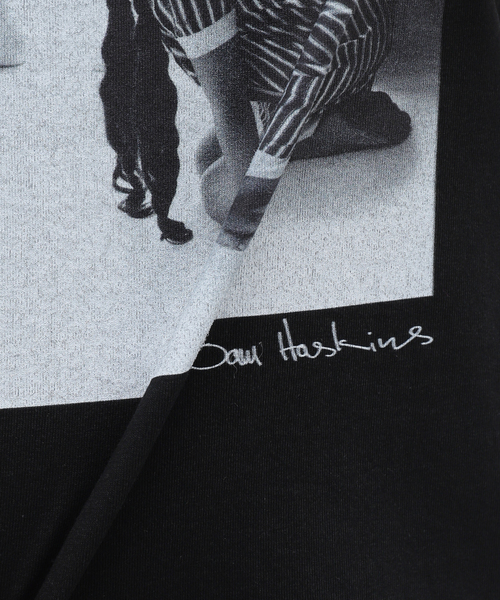 EDIFICE（エディフィス）の「COUTURE D`ADAM × Sam Haskins(クチュール ドアダム×サムハスキンス)  TEE（Tシャツ/カットソー・メンズ・ブラック系その他/ブラック×ブラック/ブラック・40/42）」の19枚目の写真