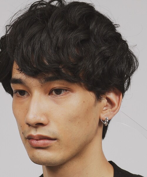 tk.TAKEO KIKUCHI（ティーケータケオキクチ）の「◆シンプルフープイヤリング（その他・メンズ・シルバー・00）」の6枚目の写真