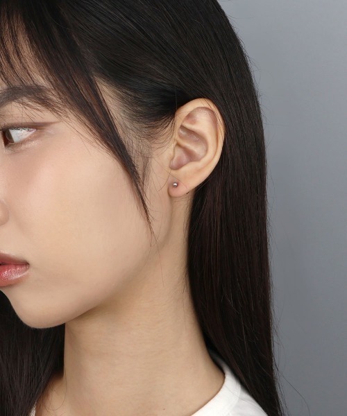 KOMI design14Kゴールドスタッドピアス 専用ケース付き 保証書あり KOMI design14Kゴールドスタッドピアス 専用ケース付き 保証書あり