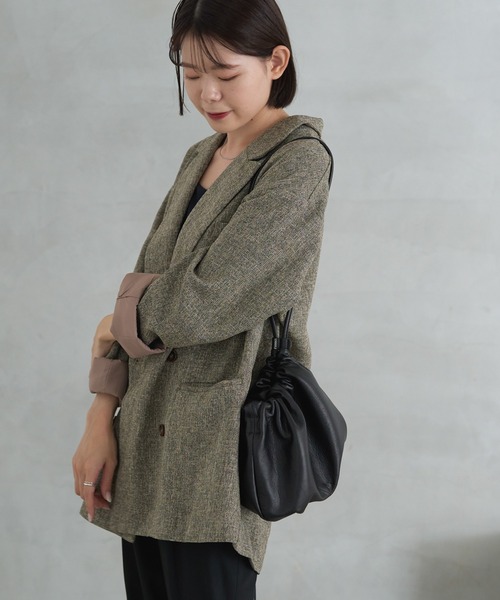 russet(ラシット)の「レザー巾着4WAYショルダーバッグ(ショルダーバッグ・レディース・ブラック/グレー系その他/オフホワイト/シルバー/レッド/ホワイト/スカイブルー/ダークブラウン/ブラウン/ボルドー/ベージュ/ダークグリーン/アイボリー・FREE)」の21枚目の写真