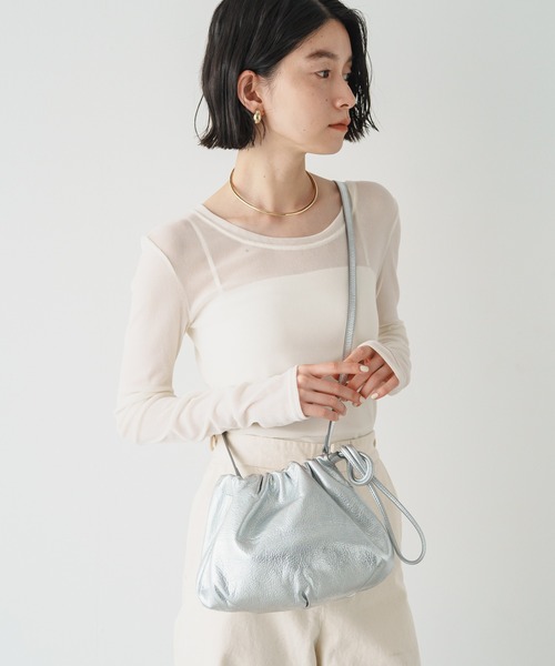 russet（ラシット）の「レザー巾着4WAYショルダーバッグ