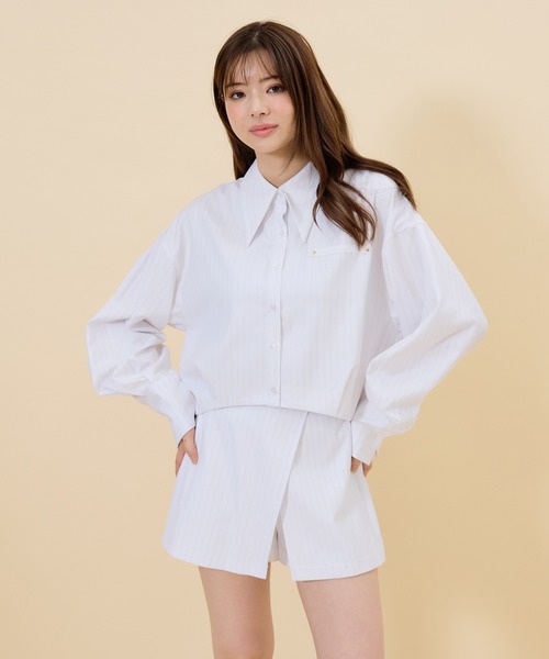 REDYAZEL（レディアゼル）の「【セットアップ可能】ゴールドラメストライプラップショートパンツ（その他パンツ・レディース・オフホワイト/グレー/ネイビー・FREE）」の6枚目の写真