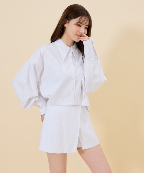 REDYAZEL（レディアゼル）の「【セットアップ可能】ゴールドラメストライプラップショートパンツ（その他パンツ・レディース・オフホワイト/グレー/ネイビー・FREE）」の7枚目の写真