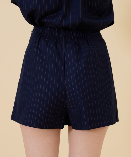 REDYAZEL（レディアゼル）の「【セットアップ可能】ゴールドラメストライプラップショートパンツ（その他パンツ・レディース・オフホワイト/グレー/ネイビー・FREE）」の17枚目の写真