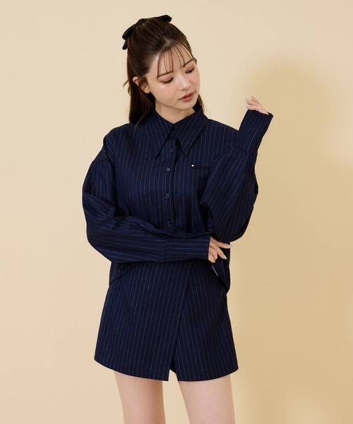 REDYAZEL（レディアゼル）の「【セットアップ可能】ゴールドラメストライプラップショートパンツ（その他パンツ・レディース・オフホワイト/グレー/ネイビー・FREE）」の18枚目の写真