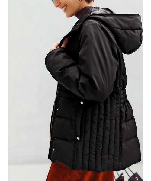 リブ イン コンフォート Hinaさんとコラボ スッキリ見える