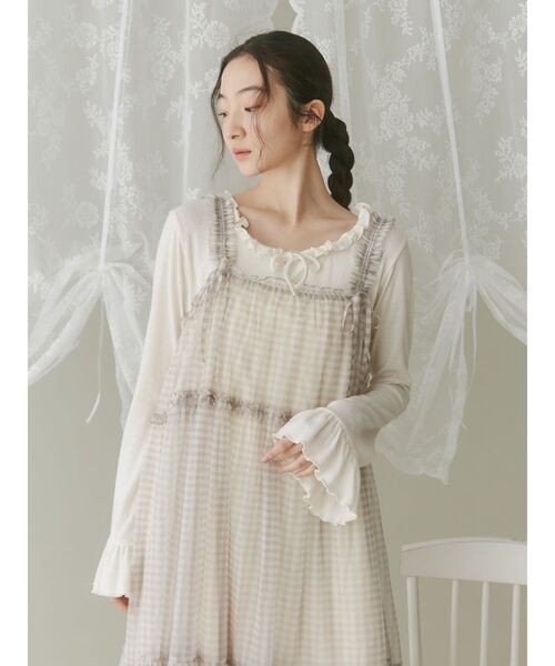 merry jenny（メリージェニー）の「pointail frilly gather tops（Tシャツ/カットソー・レディース・ブラック/ブルー/アイボリー・FREE）」の8枚目の写真