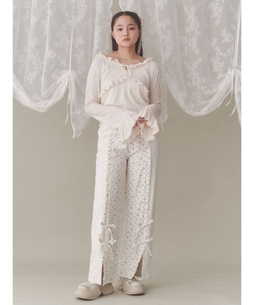 merry jenny（メリージェニー）の「pointail frilly gather tops（Tシャツ/カットソー・レディース・ブラック/ブルー/アイボリー・FREE）」の12枚目の写真