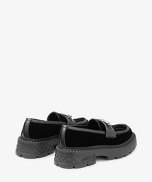 JIMMY CHOO（ジミーチュウ）の「MARLOW DIAMOND/F（ローファー）」 - WEAR
