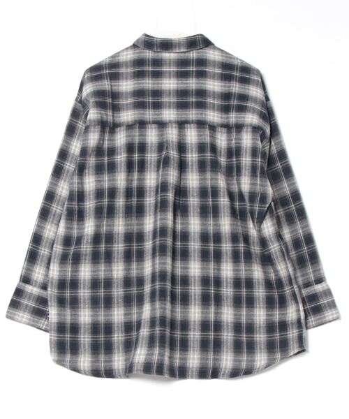 STYLEBLOCK（スタイルブロック）の「オンブレーチェックネルオーバーシャツ（シャツ/ブラウス・レディース・ブラウン系その他/ブラウン/ブラック×ホワイト/ネイビー・M）」の5枚目の写真