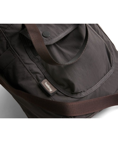entre square(アントレスクエアー)の「Bellroy/ハンドバック/ショルダーバッグ Cinch Bucket Bag チャコール(ショルダーバッグ・メンズ・チャコール・ONE SIZE)」の7枚目の写真
