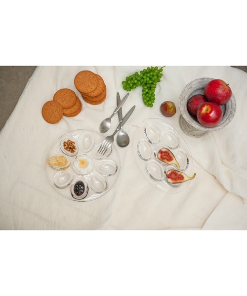 DULTON(ダルトン)の「GLASS TRAY OVAL-7/ガラス パーテーション トレイ オーバル(食器・メンズ・クリア・7)」の5枚目の写真