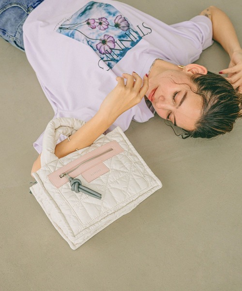 500mlペットボトルが入る]キルトパッファースクエアショルダー