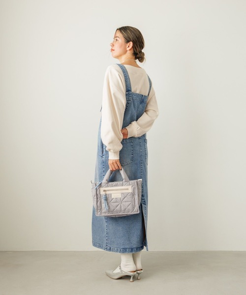 BAYFLOW（ベイフロー）の「[500mlペットボトルが入る]キルトパッファースクエアショルダー（ショルダーバッグ・レディース・ブラック/ライトグレー/ネイビー/ベージュ系/イエロー/オレンジ/アイボリー/シルバー/ブラウン/ホワイト・FREE）」の14枚目の写真