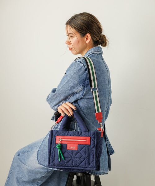 BAYFLOW（ベイフロー）の「[500mlペットボトルが入る]キルトパッファースクエアショルダー（ショルダーバッグ・レディース・ブラック/ライトグレー/ネイビー/ベージュ系/イエロー/オレンジ/アイボリー/シルバー/ブラウン/ホワイト・FREE）」の17枚目の写真