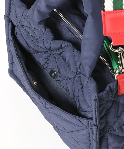 BAYFLOW（ベイフロー）の「[500mlペットボトルが入る]キルトパッファースクエアショルダー（ショルダーバッグ・レディース・ブラック/ライトグレー/ネイビー/ベージュ系/イエロー/オレンジ/アイボリー/シルバー/ブラウン/ホワイト・FREE）」の21枚目の写真