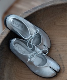 VACANCY（ヴァカンシー）の「リボン足袋スニーカー/新色追加（スニーカー）」