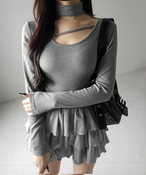 me+em select(ミームセレクト)の「【 3color / 裏起毛 】チョーカーナナメストラップシャーリングトップス / choker naname strap shirring tops(Tシャツ/カットソー・レディース・ホワイト/ブラック/グレー・FREE)」の19枚目の写真