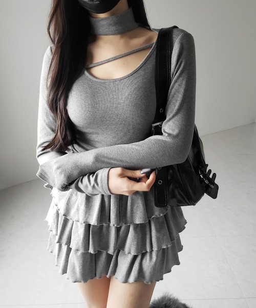 me+em select(ミームセレクト)の「【 3color / 裏起毛 】チョーカーナナメストラップシャーリングトップス / choker naname strap shirring tops(Tシャツ/カットソー・レディース・ホワイト/ブラック/グレー・FREE)」の10枚目の写真