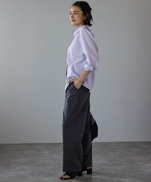 etre pret(エトレプレ)の「シャドーストライプ 長袖レギュラーカラーシャツ(ビジネスシャツ・レディース・ホワイト/ブルー/ラベンダー・11号/9号/13号/5号/7号/15号)」の16枚目の写真
