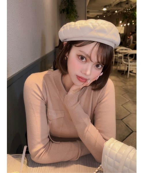 Darich(ダーリッチ)の「フラップポケットニットトップス(ニット/セーター・レディース・ベージュ/ホワイト/ブラック・FREE)」の8枚目の写真