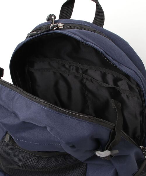 CONVERSE(コンバース)の「【CONVERSE/コンバース】ARCH LOGO BAG PACK アーチロゴ(バックパック/リュック・メンズ・ホワイト/ブラック/ネイビー・FREE)」の6枚目の写真