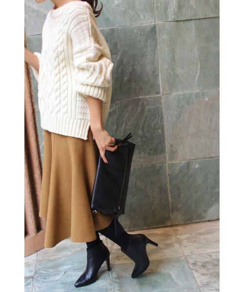 IENA(イエナ)の「ブークレ アシンメトリースカート◆(スカート・レディース・ナチュラル/キャメル/レッド・36/34/38/40)」の17枚目の写真