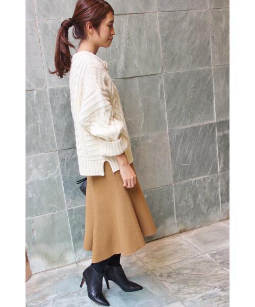 IENA(イエナ)の「ブークレ アシンメトリースカート◆(スカート・レディース・ナチュラル/キャメル/レッド・36/34/38/40)」の21枚目の写真