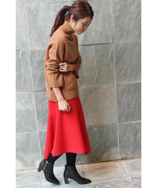 IENA(イエナ)の「ブークレ アシンメトリースカート◆(スカート・レディース・ナチュラル/キャメル/レッド・36/34/38/40)」の9枚目の写真