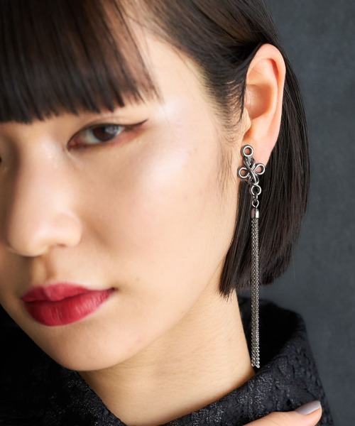 HARE(ハレ)の「チャイナロングイヤリング(HARE)(イヤリング・レディース・ブラック/シルバー・FREE)」の10枚目の写真