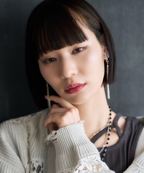 HARE(ハレ)の「チャイナロングイヤリング(HARE)(イヤリング・レディース・ブラック/シルバー・FREE)」の4枚目の写真