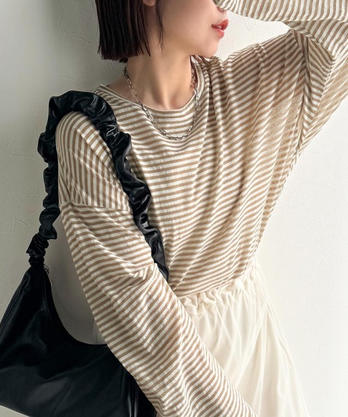 classicalelf(クラシカルエルフ)の「大人のラフスタイルを叶える。ビッグシルエットスラブシアーボーダートップス(長袖) 紫外線・日焼け対策/冷房対策(Tシャツ/カットソー・レディース・ベージュ/ネイビー/オフホワイト/ブラック・LARGE/MEDIUM/SMALL/X-LARGE)」の19枚目の写真