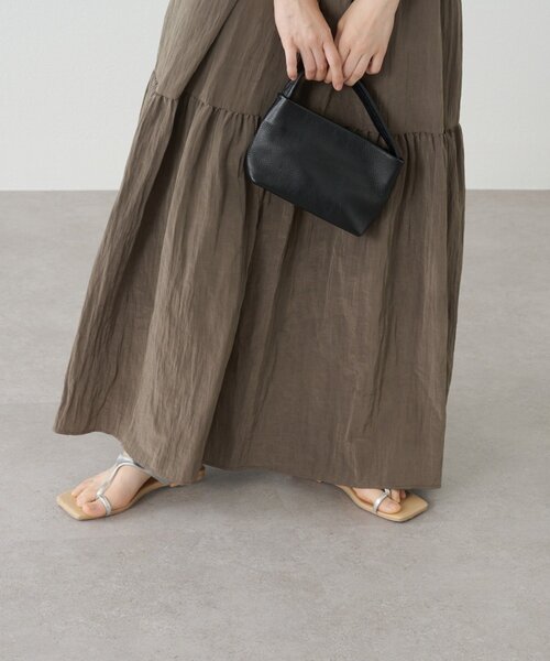 Omekashi（オメカシ）の「ディープネックキャミワンピース（ワンピース・レディース・アイボリー/ブラック/ブラウン・36/38）」の14枚目の写真