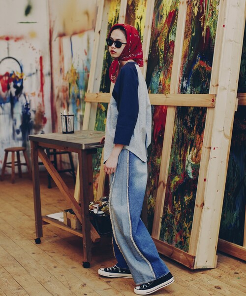 Freada（フリーダ）の「Freada/フリーダ ロゴ 箔プリント ラグランTシャツ（Tシャツ/カットソー・レディース・ブラウン/ホワイト/グレー・ﾌﾘ-）」の6枚目の写真