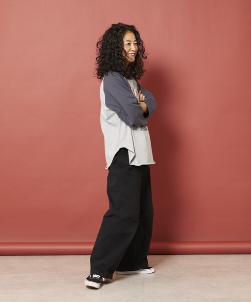 Freada（フリーダ）の「Freada/フリーダ ロゴ 箔プリント ラグランTシャツ（Tシャツ/カットソー・レディース・ブラウン/ホワイト/グレー・ﾌﾘ-）」の10枚目の写真