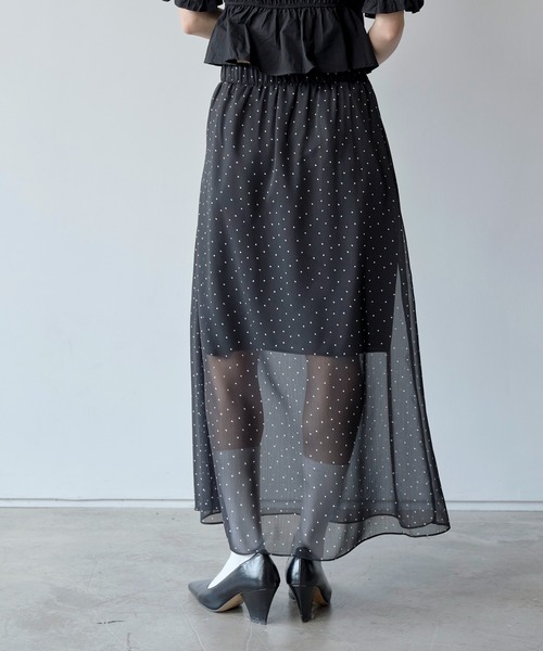 UNE MANSION（ユヌマンション）の「【インナースカート付き】ウエストゴムシースルーシフォンドットロングペチスカート（スカート・レディース・ブラック/アイボリー・FREE）」の4枚目の写真