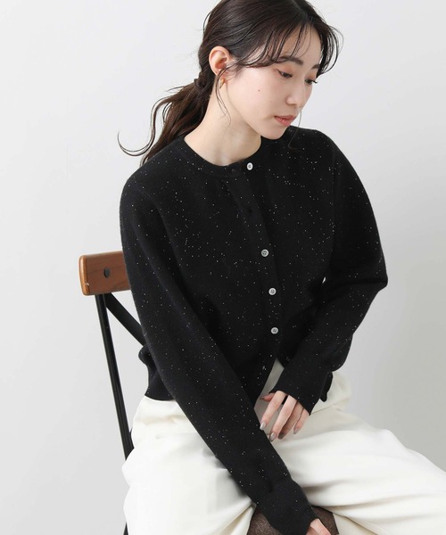 Gready Brilliant（グレディブリリアン）の「スパンコールクルーネックカーディガン（カーディガン/ボレロ・レディース・アイボリー/ブラック・FREE）」の2枚目の写真