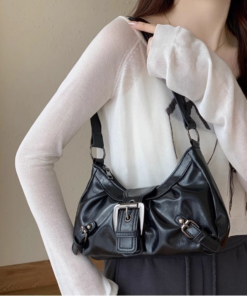 gossip!ロサンゼルス(ゴシップロサンゼルス)の「Y2K バックル ベルト ショルダーバッグ /500mlペットボトル収納可能(ショルダーバッグ・レディース・オフホワイト/ワイン/ブラック/ブラウン・FREE)」の18枚目の写真