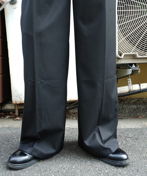 Noen(ノエン)の「ポケットデザインストレートスラックス(スラックス・メンズ・ブラウン/ブラック・MEDIUM/LARGE)」の7枚目の写真
