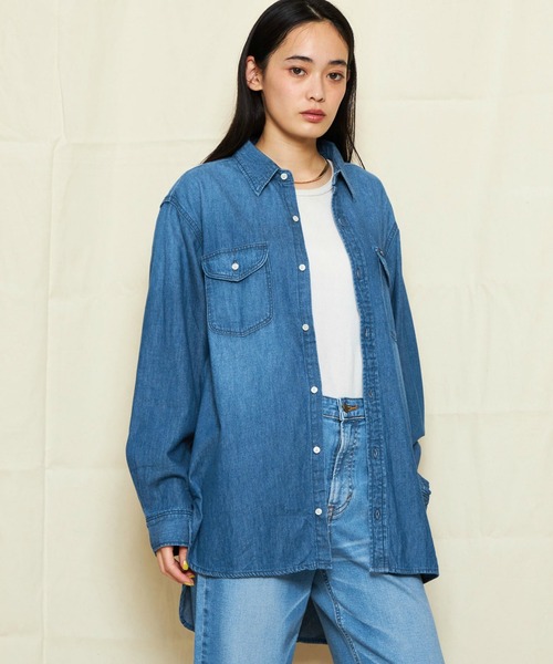 Lee（リー）の「Lee/リー ルーズデニムワークシャツ DUNGAREES 日よけにも◎（シャツ/ブラウス・レディース・ライトインディゴブルー/ブルー・MEDIUM）」の3枚目の写真