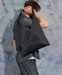 HIDEAWAYS NICOLE | トライアングルショルダーバッグ(ショルダーバッグ)