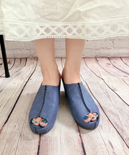 LUGG NAGG(ラグナグ)の「【addottona】【軽量】ウェッジサボ風ミュールサンダル(サンダル・レディース・シルバー/ブラック/ホワイト/ブロンズ/レオパード/ネイビー・LL/L/M/S)」の3枚目の写真